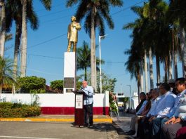 Fernando Remes conmemora el Natalicio de Benito Juárez