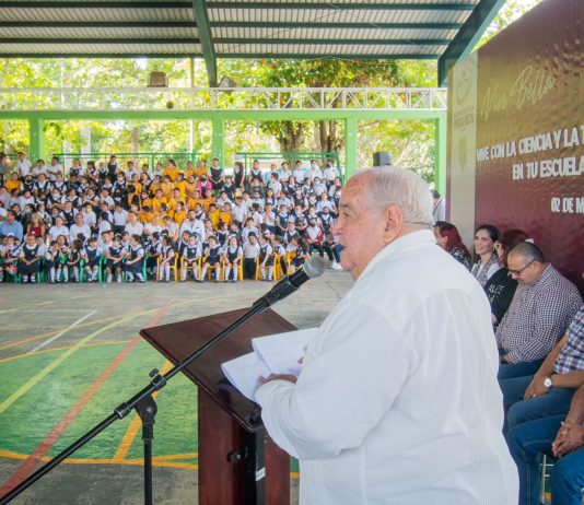 Programa “Vive con la ciencia y la tecnología en tu escuela” llega a la María Enriqueta