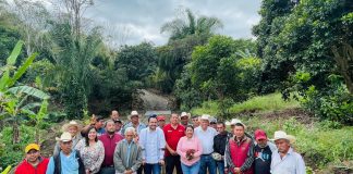 Inaugura 5 caminos SEDARPA saca cosechas en localidades de Coatzintla