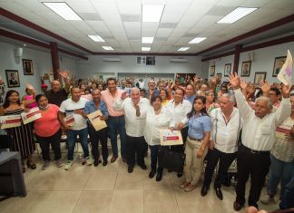Entregan credenciales a Comités Vecinales de Poza Rica