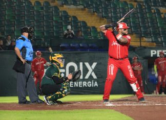 Pericos empareja la serie