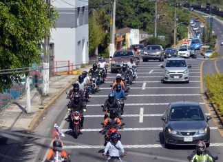 CELEBRAN CON “CARAVANA DE LA VICTORIA” EL TRIUNFO DE Eric Cisneros Burgos