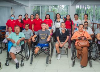 IMPARTEN CHARLA A PERSONAS EN PROCESO DE PROTETIZACIÓN