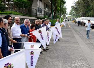 Entrega Ricardo Ahued vehículos para brindar mejores servicios