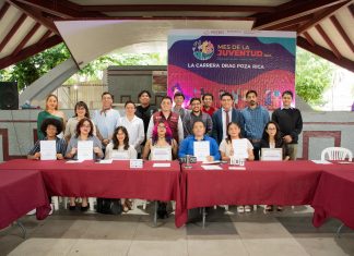 Ayuntamiento reconoce logros de jóvenes pozarricenses