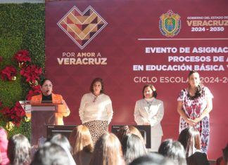 148 docentes en Veracruz, beneficiados con plazas y horas de servicio