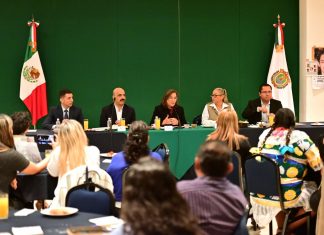 Gobernadora Rocío Nahle atiende a familiares de personas desaparecidas