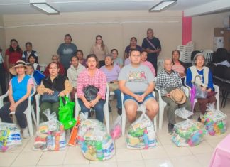 DIF ENTREGA DE DEPENSAS DEL PROGRAMA “VIVE CON AMOR”.