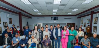 DIF BENEFICIA A POZARRICENSES CON AUXILIARES AUDITIVOS.