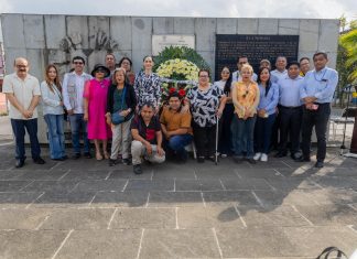Homenajean a periodistas por su labor informativa