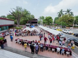 GOBIERNO DE POZA RICA MANTIENE JORNADA DE TRABAJO CON ATENCIÓN CIUDADANA, APOYO A LA EDUCACIÓN Y RECORRIDO EN LA COLONIA LA CEIBA