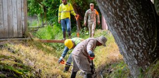 GOBIERNO DE TUXPAN CONTINÚA CON EL PROGRAMA PERMANENTE DE LIMPIEZA DE DRENES PLUVIALES
