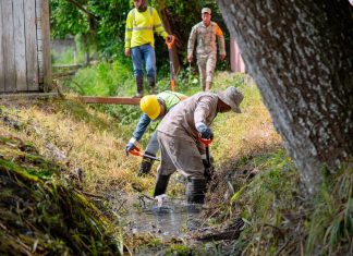 GOBIERNO DE TUXPAN CONTINÚA CON EL PROGRAMA PERMANENTE DE LIMPIEZA DE DRENES PLUVIALES
