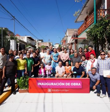 XALAPA ENTREGA PAVIMENTACIÓN EN LOMAS DE CASA BLANCA