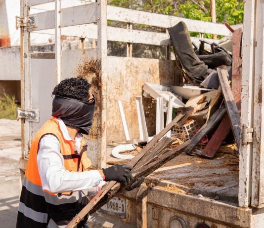 EN POZA RICA, LA PREVENCIÓN DEL DENGUE SE HACE EN TERRITORIO