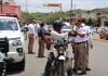 ¡Casco puesto y papeles en regla! Operativo rotativo pone bajo revisión a motociclistas y taxistas en Poza Rica