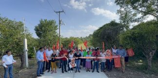 GOBIERNO DE TIHUATLÁN ENTREGA NUEVA RAMPA DE CONCRETO HIDRÁULICO EN OCOTEPEC