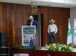 IVIS SALAS VALDEZ PARTICIPA EN EL PRIMER CONGRESO NACIONAL DE JÓVENES GANADEROS EN TUXPAN