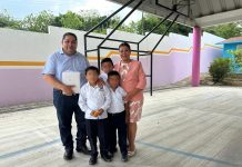 OBED MÉNDEZ ENTREGA BARDA PERIMETRAL EN LA PRIMARIA FRANCISCO I. MADERO