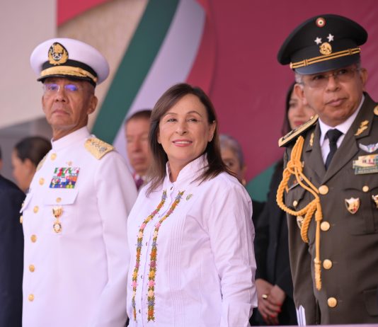 Con Desfile Cívico Militar, Veracruz mantiene viva la memoria de quienes iniciaron la Independencia de México
