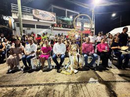 LA DANZA DE LA VACA REÚNE A GENERACIONES Y MANTIENE VIVA LA TRADICIÓN EN TIHUATLÁN