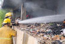 GOBIERNO DE TUXPAN RESPONDE DE MANERA INMEDIATA ANTE INCENDIO EN EL BULEVAR JESÚS REYES HEROLES